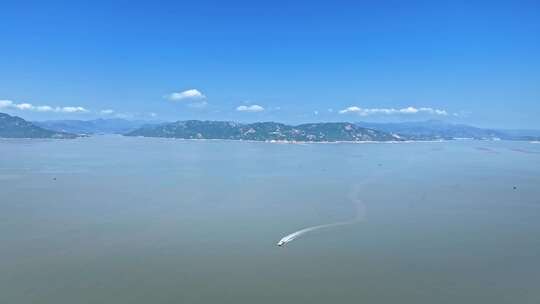 大海航拍 福建霞浦 嵛山岛天湖 岛屿森林