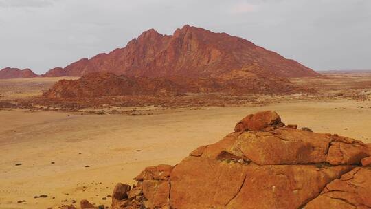 纳米比亚沙漠岩石景观视频素材模板下载