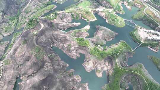 高空俯瞰湖南郴州高椅岭风景区交叉山水丹霞