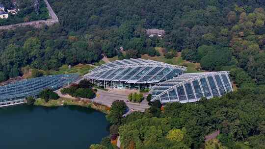 航拍南京玄武湖和南京植物园