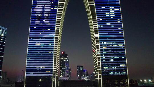 航拍苏州 东方之门 夜景