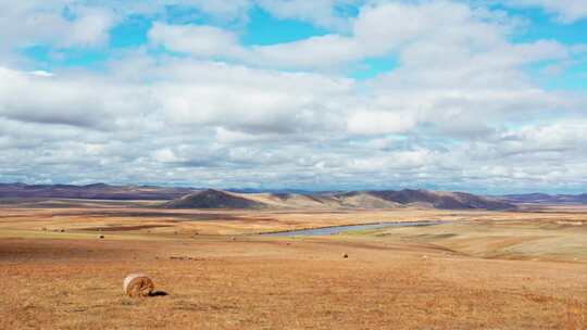 秋天呼伦贝尔中俄边境边防公路卡线沿途风景