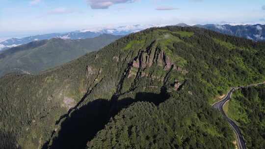 航拍湖北神农架神农顶景区自然风光