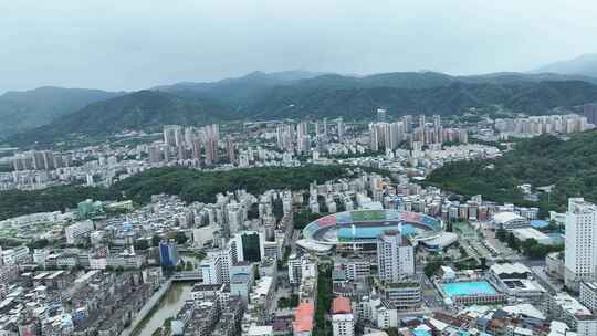 福建省龙岩市新罗区龙岩大道城市大景航拍