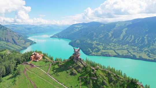 新疆北疆阿勒泰喀纳斯湖观鱼台夏天风景航拍