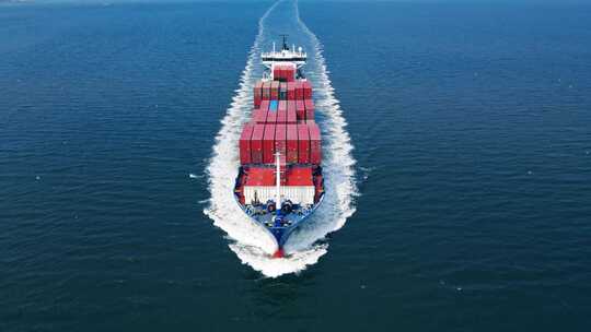 货物集装箱船货物海运船舶运载集装箱视频素材模板下载
