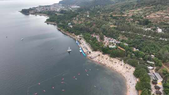 抚仙湖明星鱼洞风景区海边沙滩湖泊