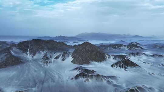 航拍青海冷湖黑独山风光