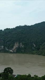 航拍湖北宜昌西陵峡风景竖屏