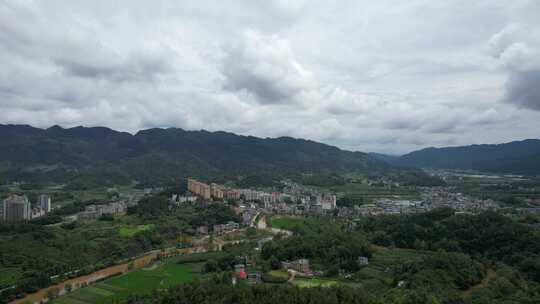 航拍湖北恩施利川避暑旅居小区建筑群