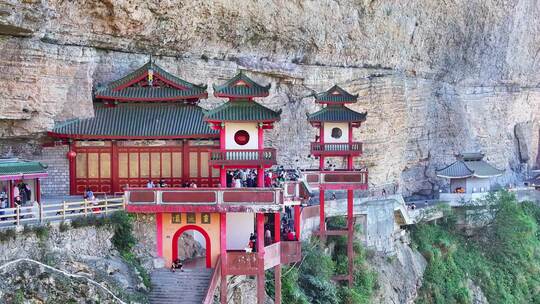 航拍福建漳州平和灵通岩悬空寺青云寺