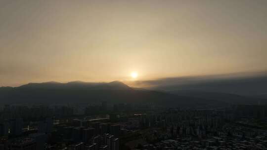 福州日出航拍鼓山日出延时城市山峰日出风景