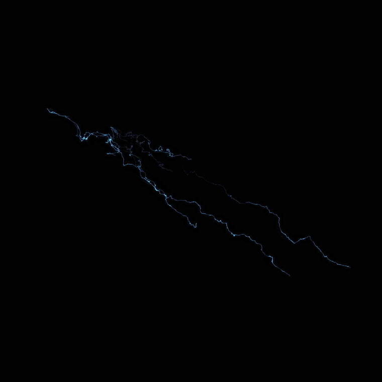 黑色背景闪电特效素材