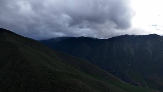 云南德钦大山航拍