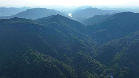 长焦航拍崇山骏岭