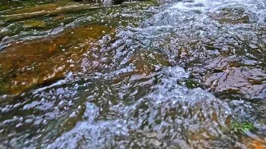 湖北恩施4A景区鹿院坪河谷溪流瀑布慢速升格