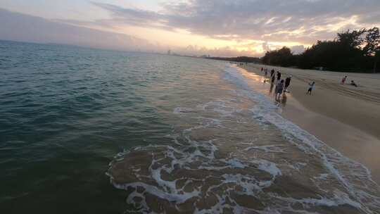 穿越机航拍4K海南三亚大海沙滩海边风景