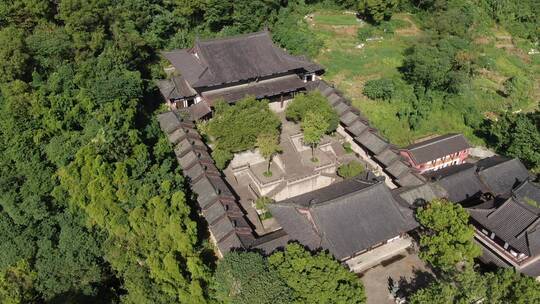 航拍浙江绍兴柯岩景区普照寺