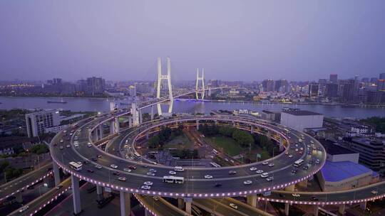 上海南浦大桥白天夜晚