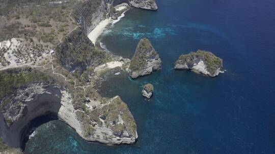 4K巴厘岛海岛佩妮达岛海浪航拍风光