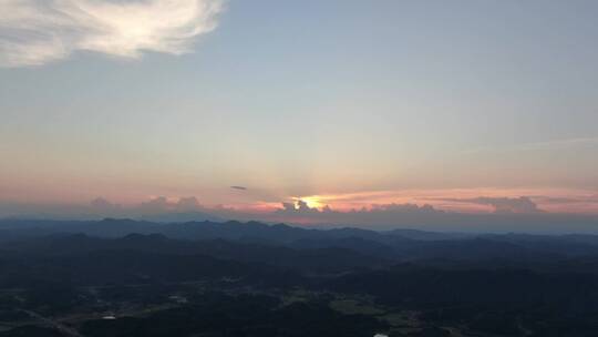 日落晚霞夕阳火烧云航拍