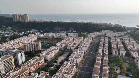 富国一个组织良好的沿海城市发展的空中视频