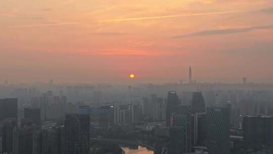 成都在建最高楼蜀峰468与锦江区日出航拍