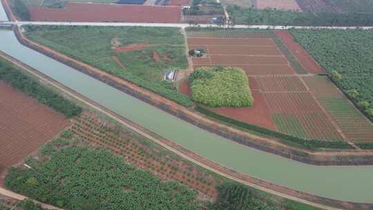 航拍雷州青年运河农业水利灌溉系统