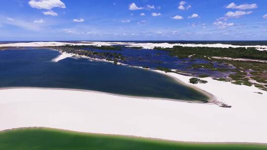 无人机拍摄风景优美的海滩