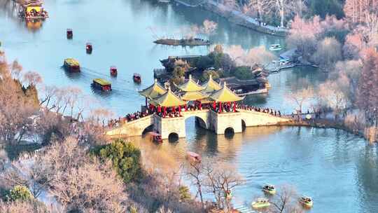 航拍瘦西湖风景区大明寺观音山园林寺庙