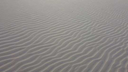 巴西标志性的雨水湖和沙丘。Lencois Maranhens巴西。