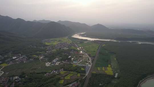 油菜花开，春日的宁国市西村风光航拍素材