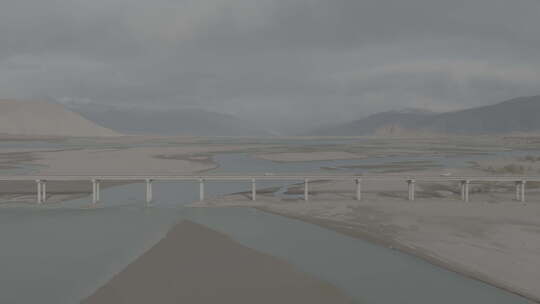 西藏山南扎囊特大桥
