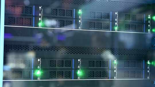 摩尔线程展示GPU算力服务器