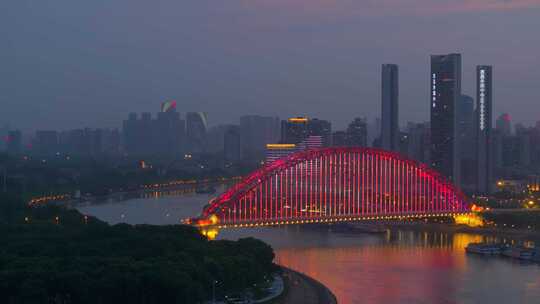 中国武汉两江四岸城市地标夜景风光