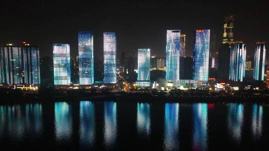 湖南长沙湘江万达广场夜景灯光秀航拍视频素材模板下载
