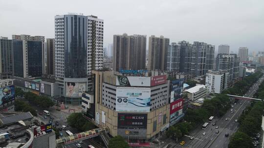 航拍湖南岳阳商业街视频素材模板下载