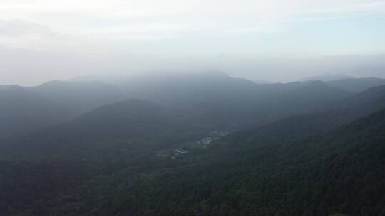 北高峰平流雾