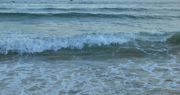 三亚大东海 海边 海浪 浪花 情绪 海边游玩