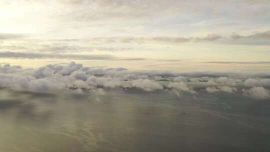 日出云层天空海滩马来西亚海边海岛蓝色大海