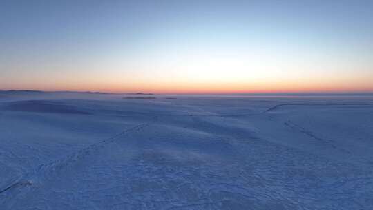 冬季草原雪景落日余晖空境