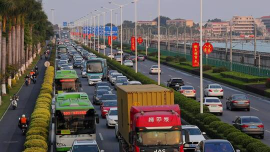 城市交通道路堵车车流景观