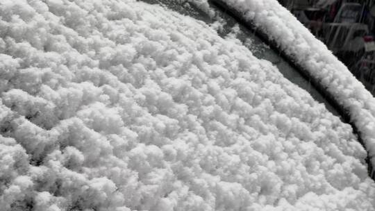 【镜头合集】汽车私家车下雪落雪积雪