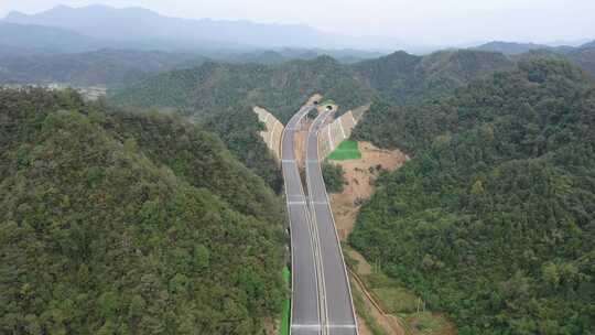 高速公路建设 隧道施工