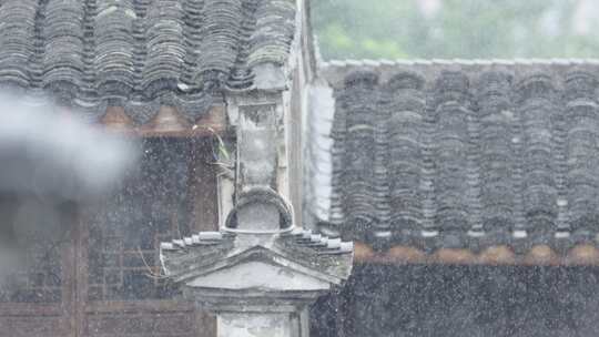 雨中江南古建筑