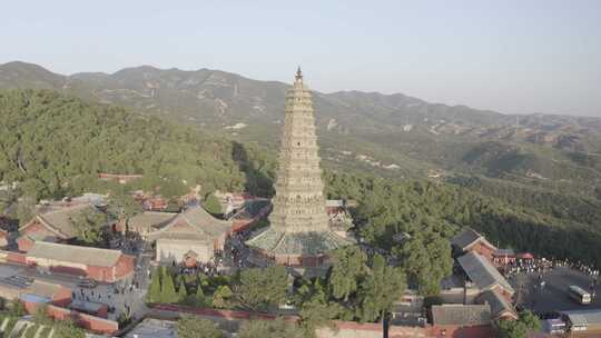 航拍山西临汾洪洞县广胜寺飞虹塔琉璃塔