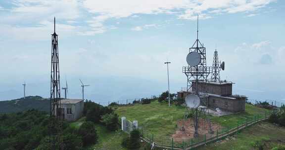 山顶广播电视通信设备航拍