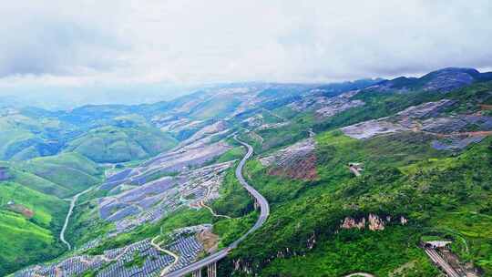 贵州安顺关岭光伏发电场新能源绿色能源