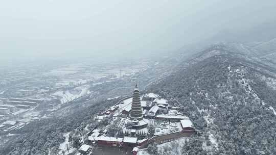 山西洪洞广胜寺雪景