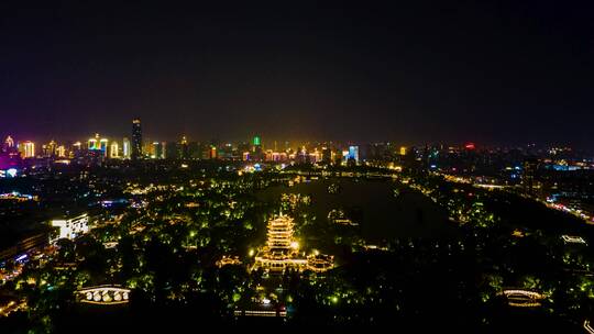 航拍济南大明湖夜景延时4K